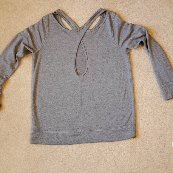 Old Navy Active size Large grey pullover - Picture 10 of 11